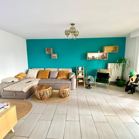 Apartamento Le Paisible Décines-Charpieu Exterior foto